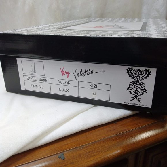 Very Volatile size 8.5 Fringe Black boots - Picture 8 of 8